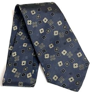 Giorgio Armani Cravatte vintage navy retro flower square silk tie Italy.